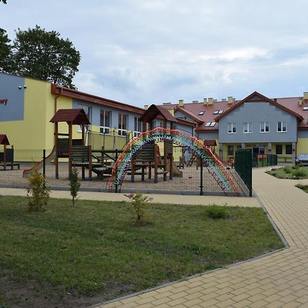 Отель Cen Выдмины Экстерьер фото